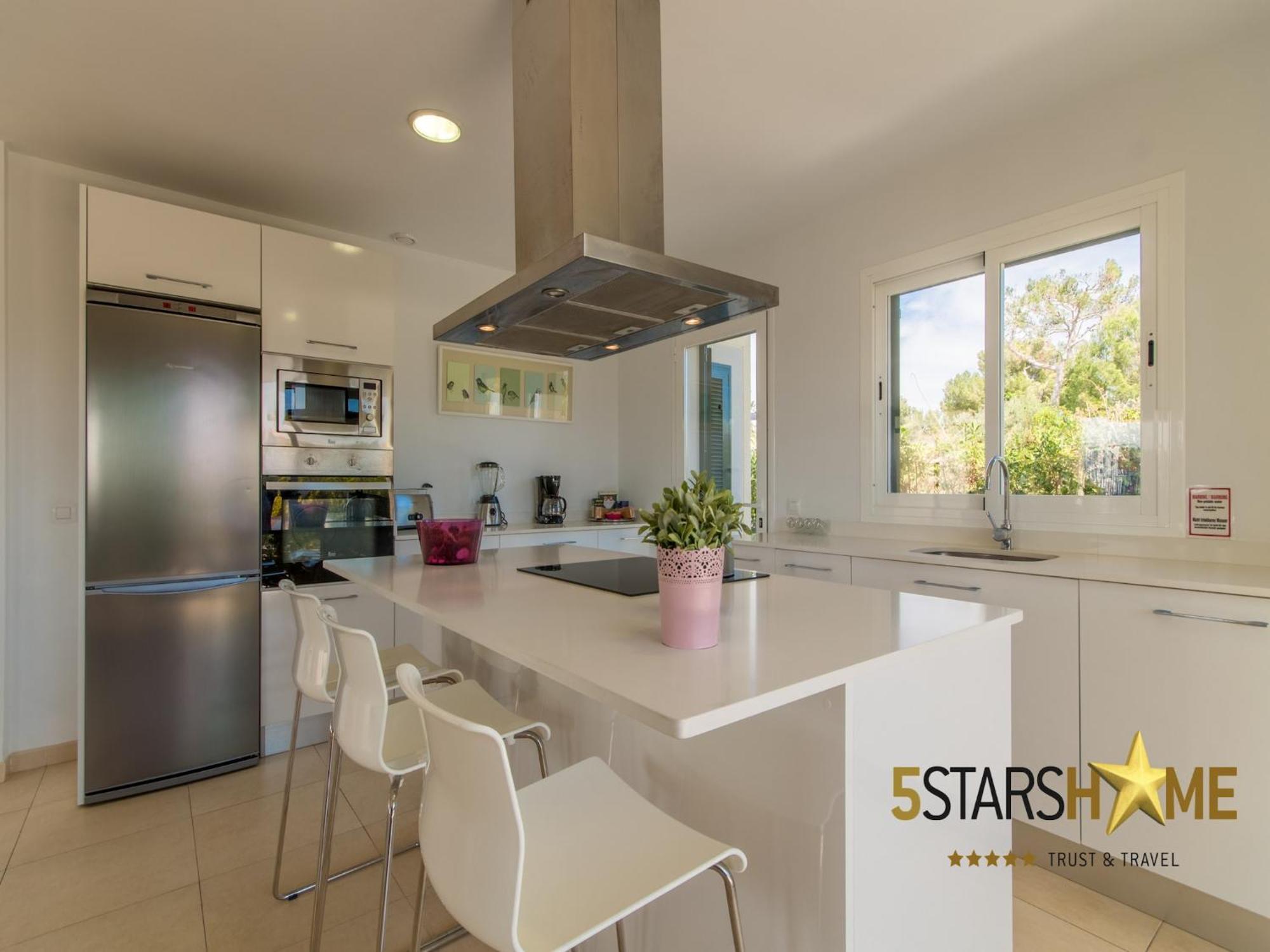 Modern Villa, 210m From Sandy Alcudia (Mallorca)