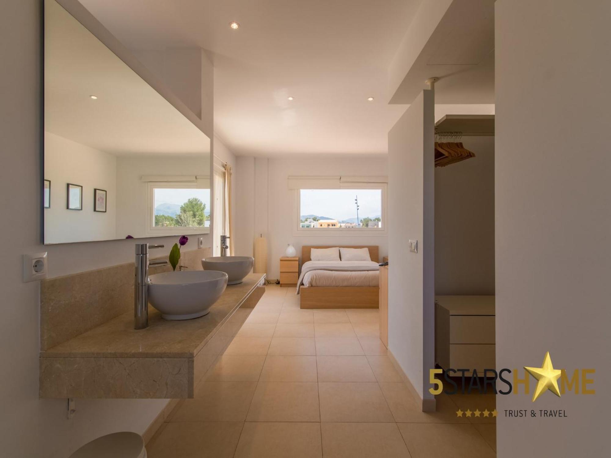 Modern Villa, 210m From Sandy Villa Alcudia (Mallorca)