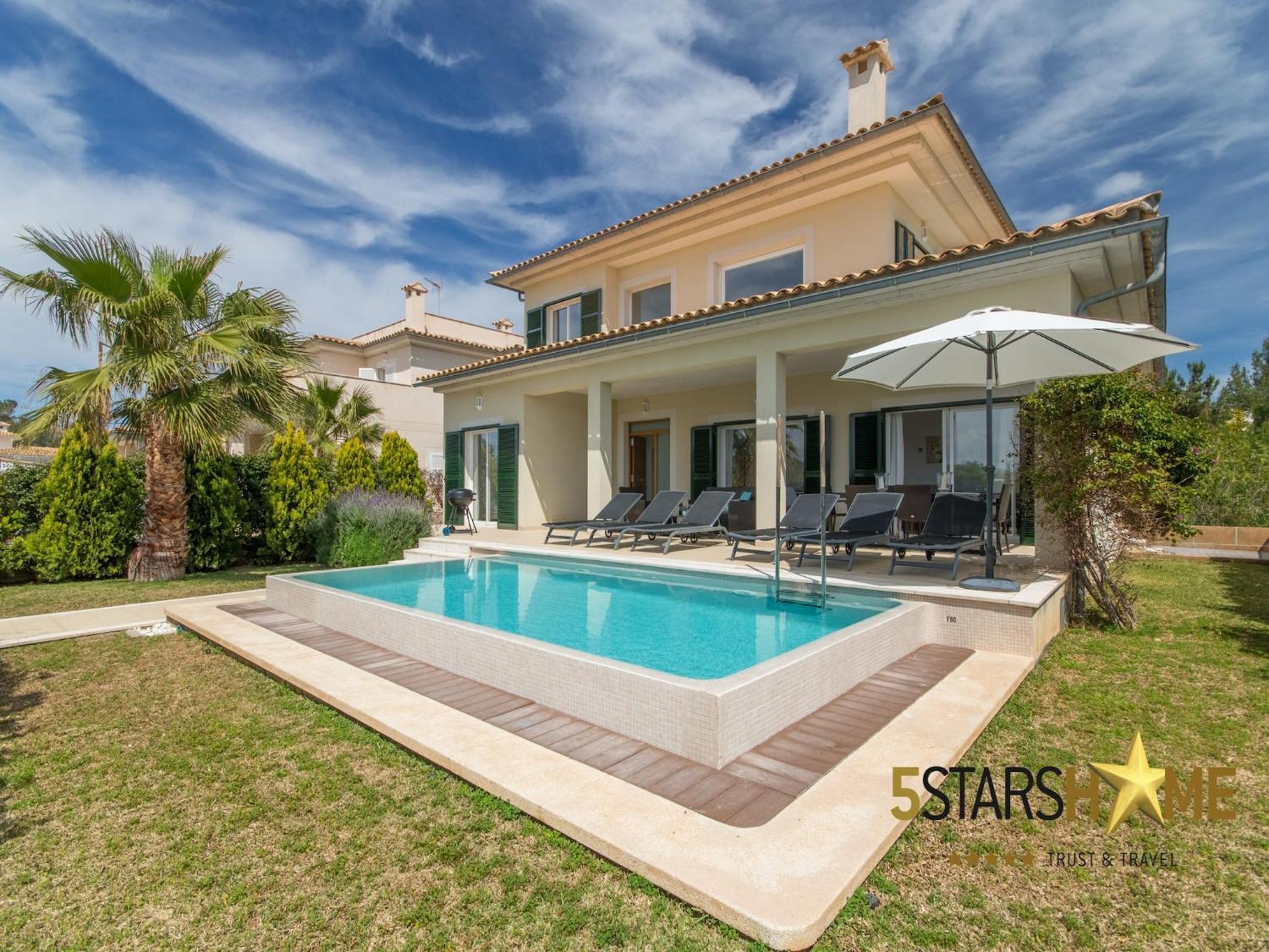 Modern Villa, 210m From Sandy Alcudia (Mallorca)
